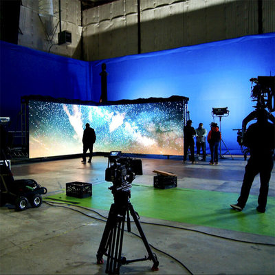 شاشة غامرة Vfx Vp Virtual ProductionMovie Studio Wall 7680hz Hd P2.6 شاشة LED داخلية